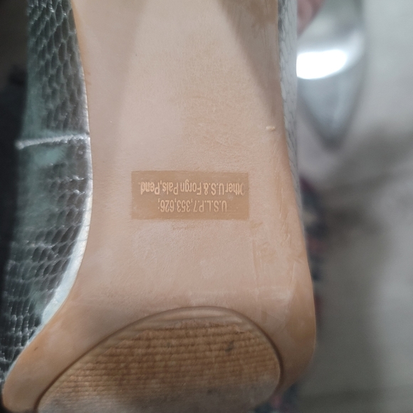 Snake skin stilettos - Picture 9 of 10